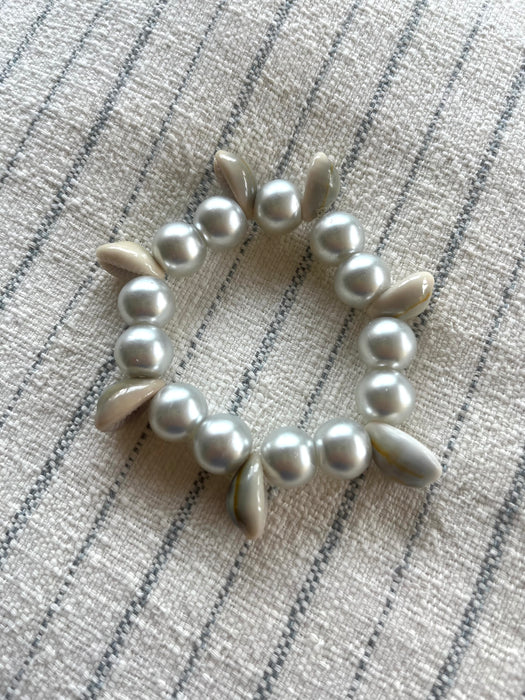 Pearl Shell bracelet