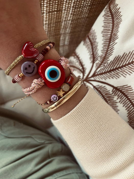 Eye bracelet