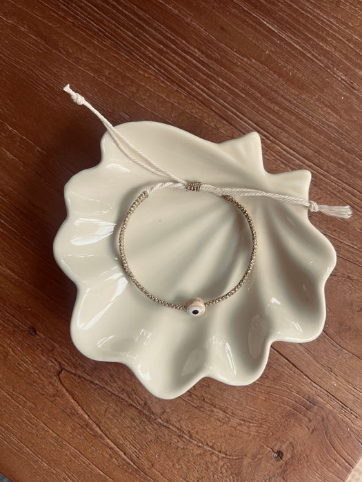 Beige eye bracelet