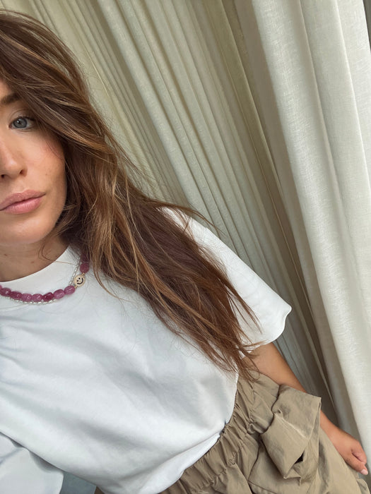 Beige smiley necklace