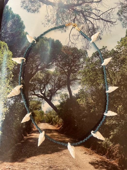 Shell necklace