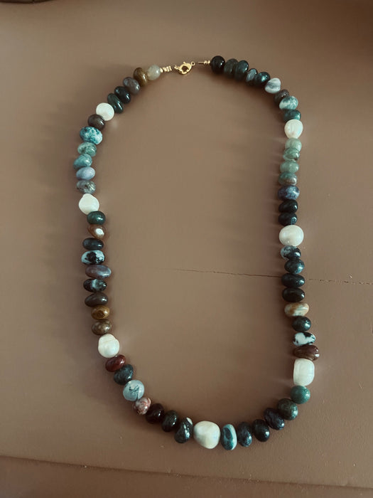 Green pearl necklace