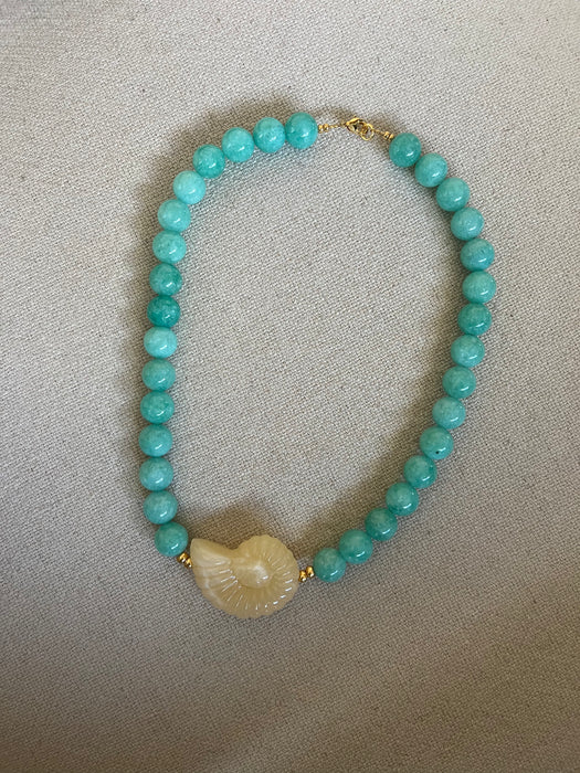 Shell necklace
