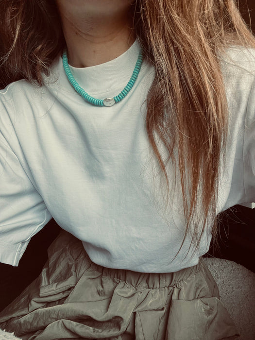Turquoise necklace with pearl