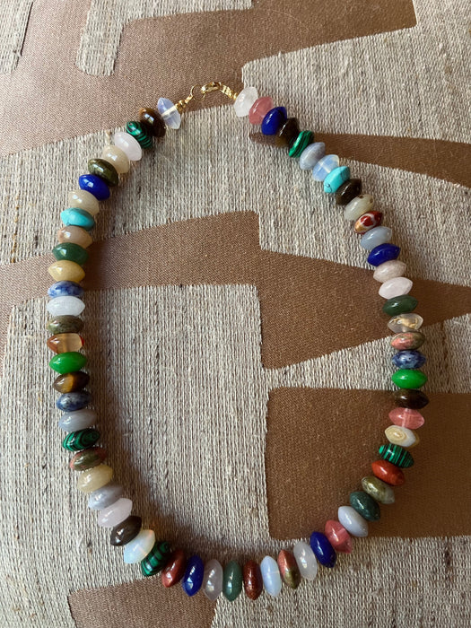 Multicolour necklace