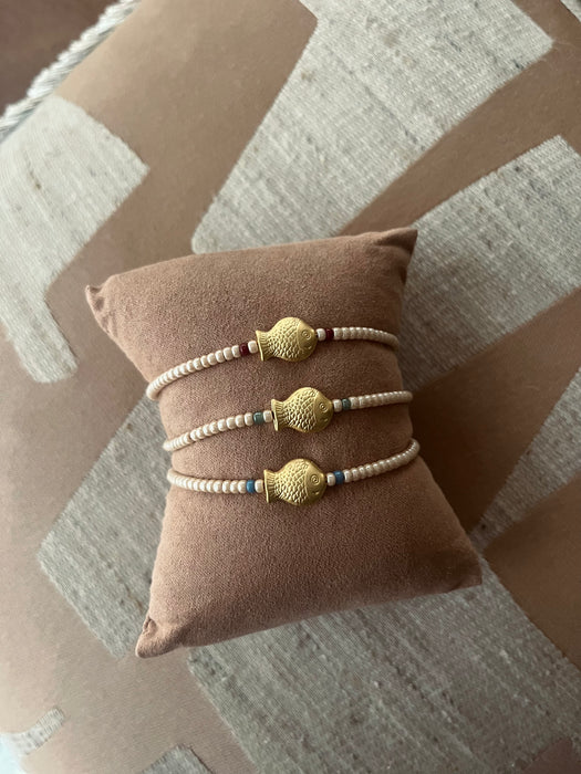 Gold fish bracelet