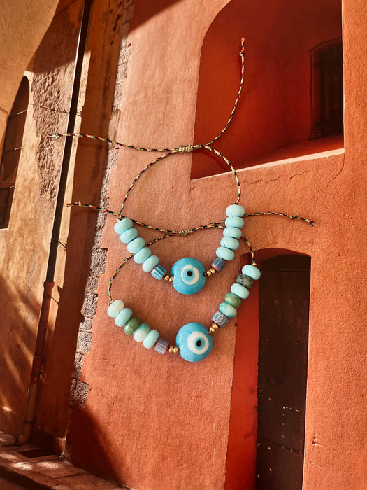 Eye bracelet