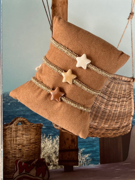 Beige star bracelet