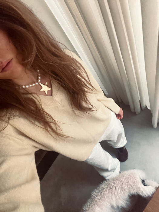 Cosmos pearl necklace