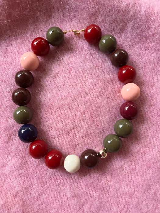 Disco dancing necklace