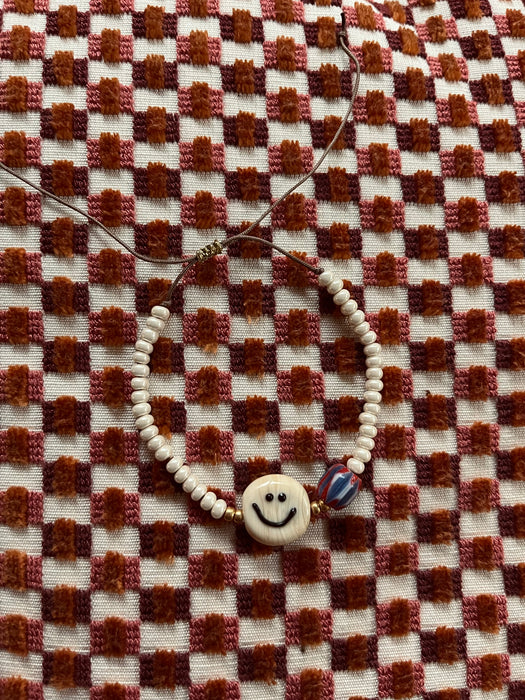 Smiley bracelet | Beige