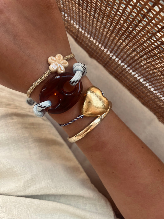 Golden heart bracelet
