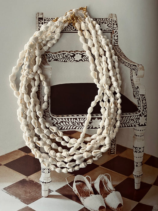 Little shell necklace