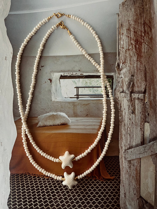Off-white starfish pendant necklace