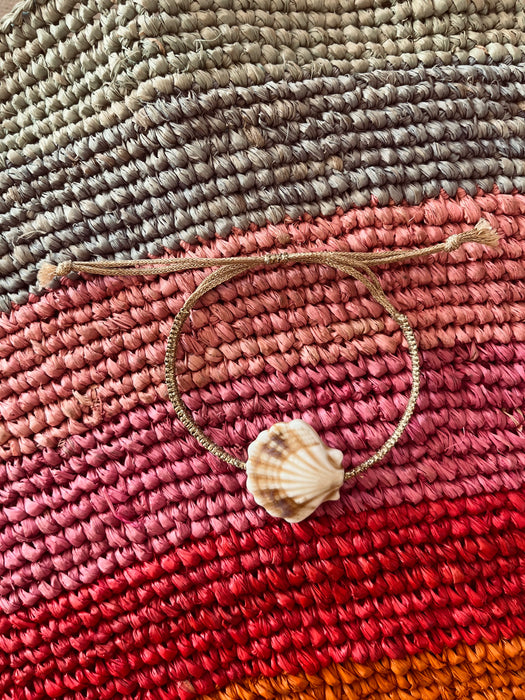 Beige shell bracelet