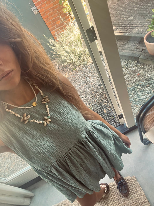 White chipstone shell necklace